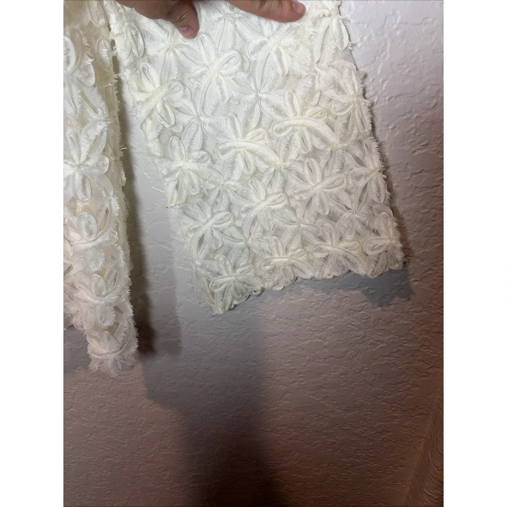 Retro Ivory Floral Mesh Boho Sheer Women's Blouse, Unbranded, Pit To Pit  24